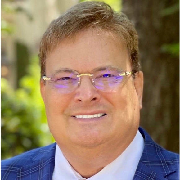 Meet your Posher, Stephen - Picture 1 of 1